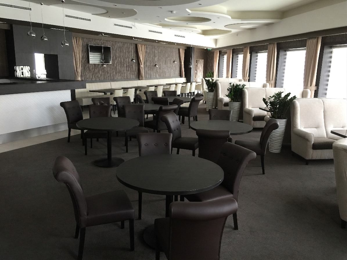 hotel-azul-partizanske-1